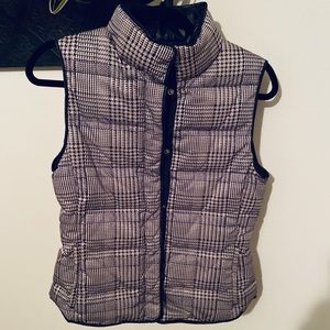 Banana Republic Puffy Vest